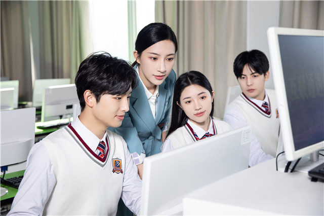 1705796130477723.jpg 12.jpg