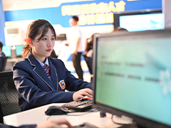 女生適合學(xué)IT嗎？其實職業(yè)上的界限是我們自己給的！