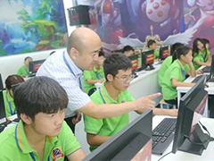 【zui美筑夢人】高梓原老師：平凡的身軀，播種著無盡的希望