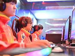 武漢新華：新興電競行業蓬勃發展，學電競一樣有未來！