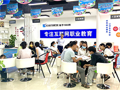 【校園動態】擇校熱！報名熱！武漢新華十一嘉年華火熱進行中