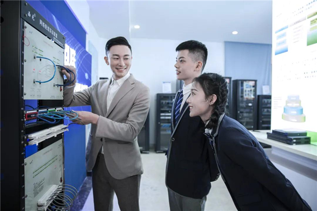 1629797375677922.jpg 08.jpg